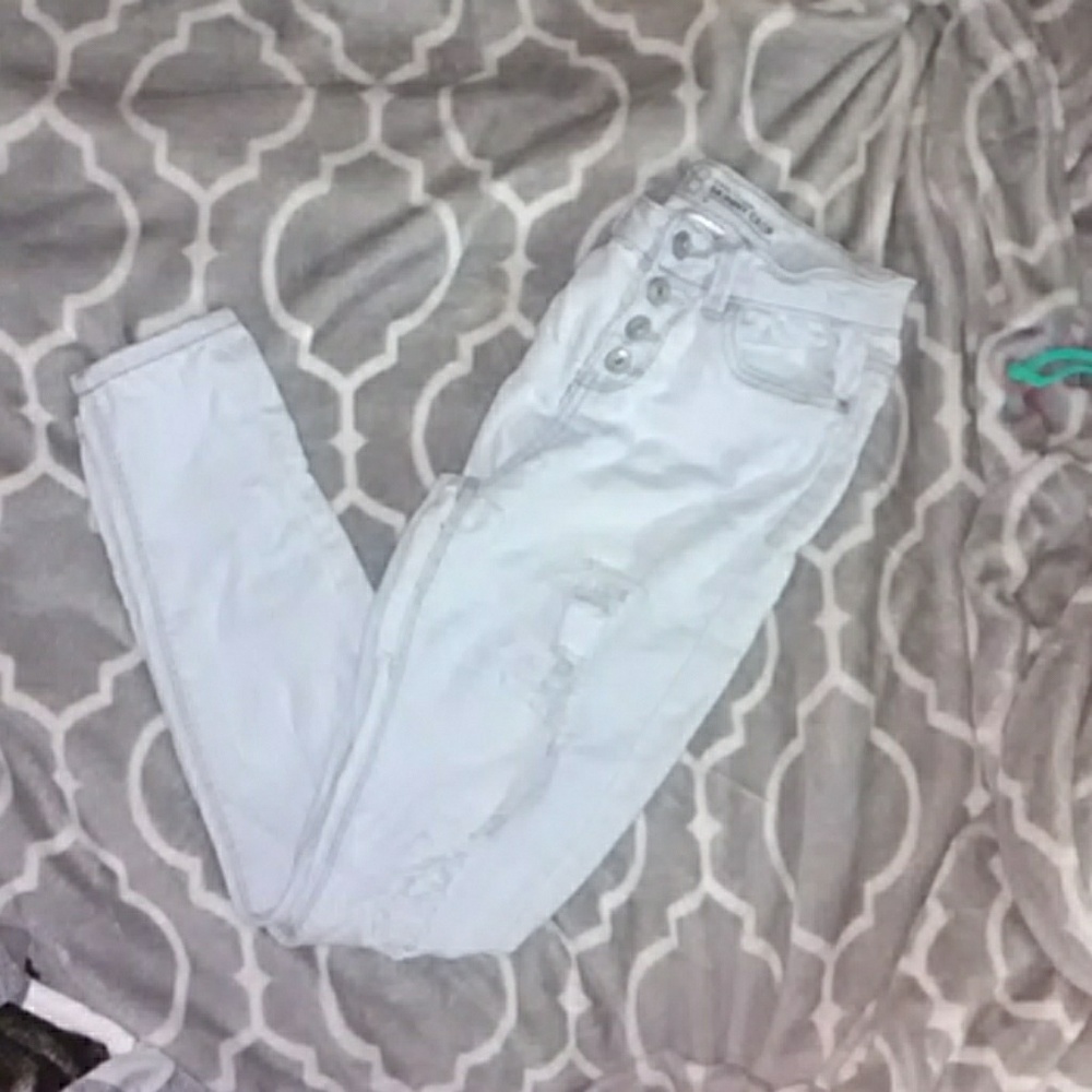 High-waisted skinny jeans